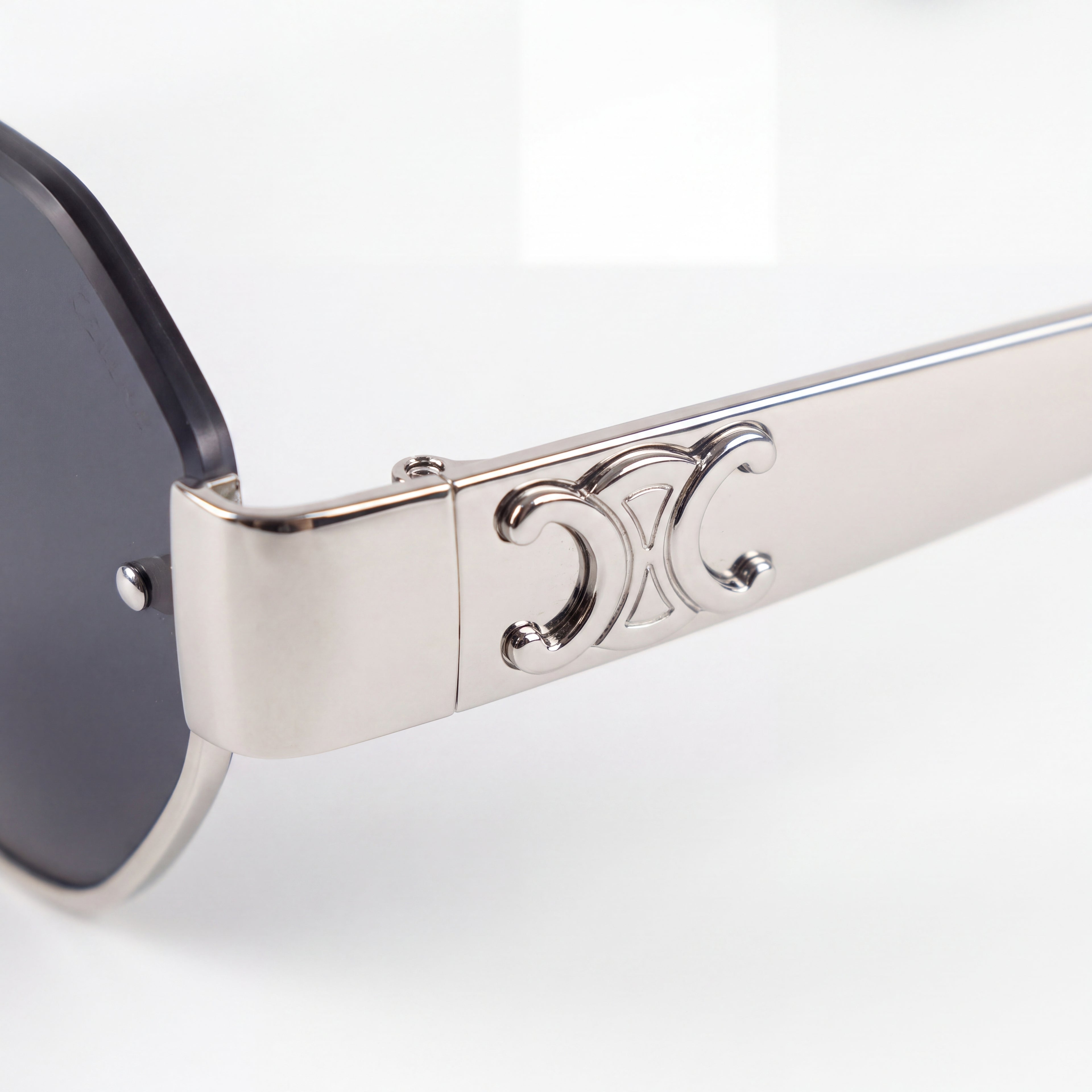 Sunglasses| CELINE CL42118U