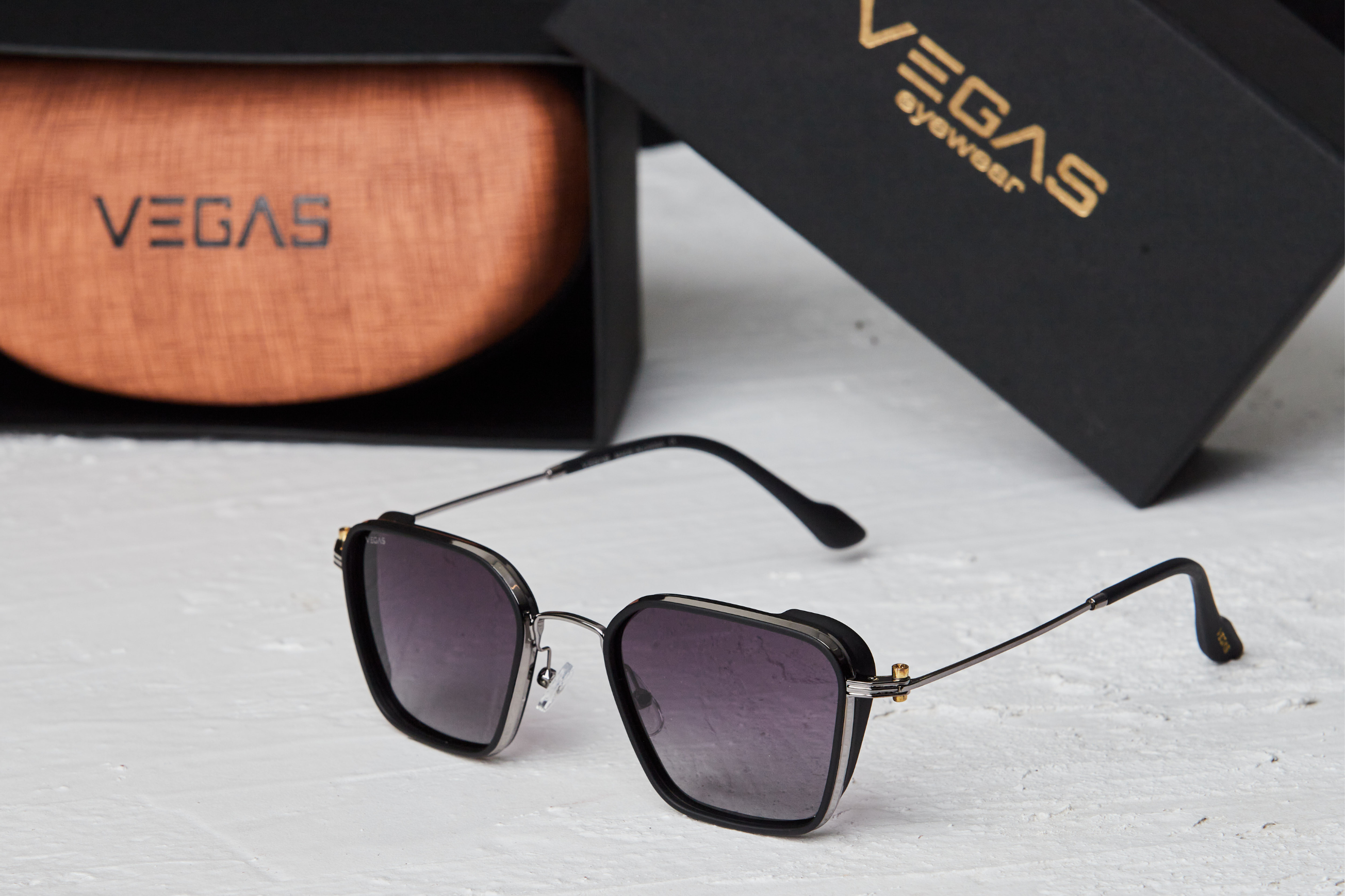 Sunglasses| VEGAS OLD 2223