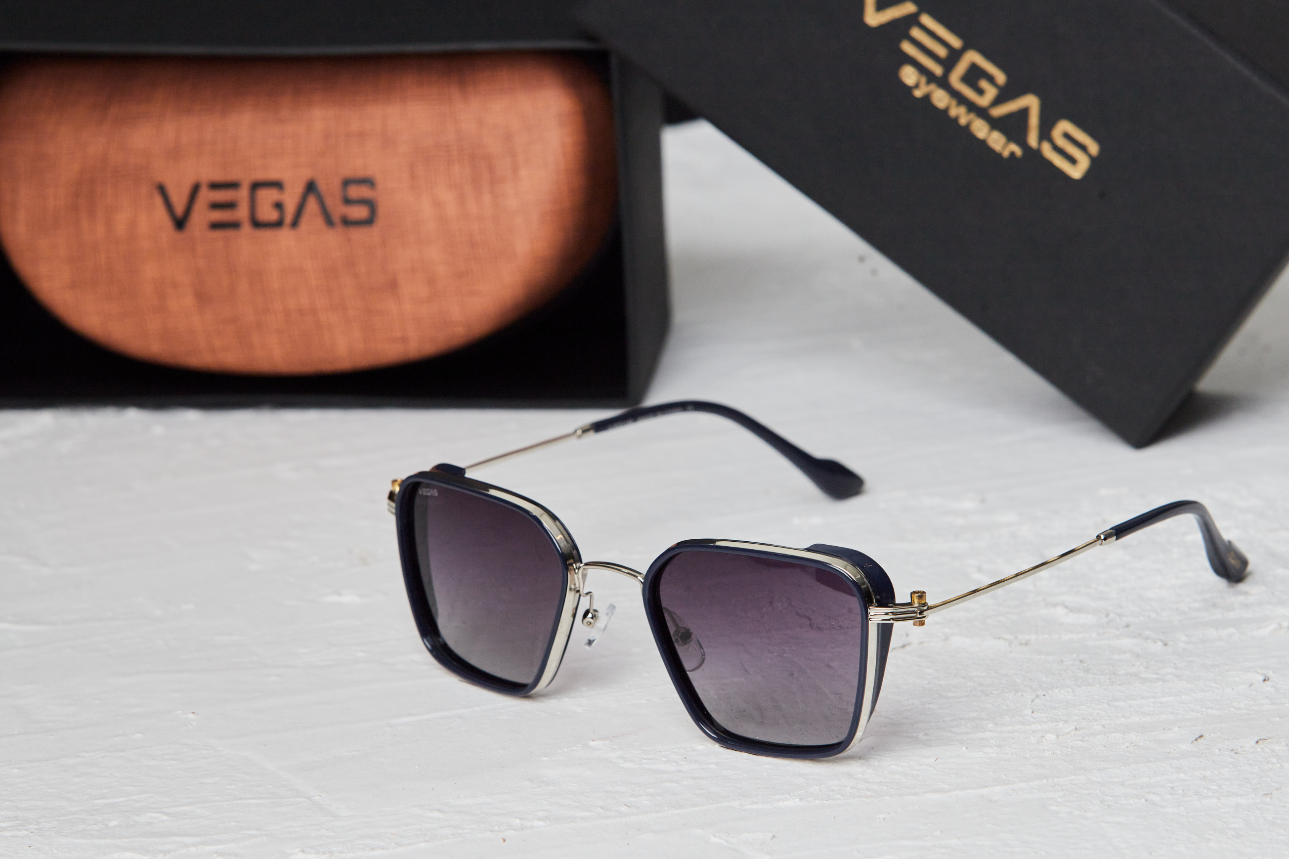 Sunglasses| VEGAS OLD 2223