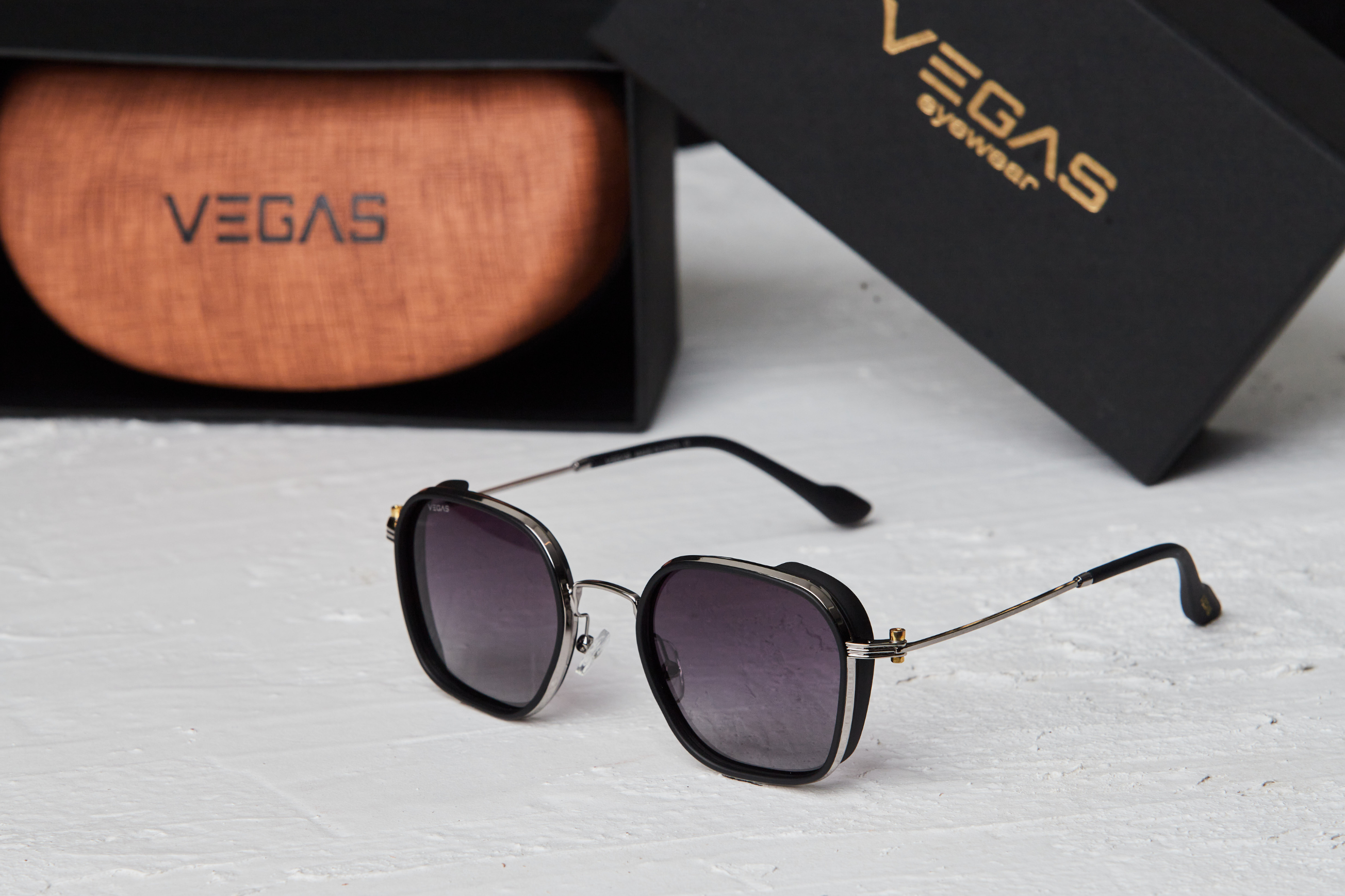 Sunglasses| VEGAS OLD 2224