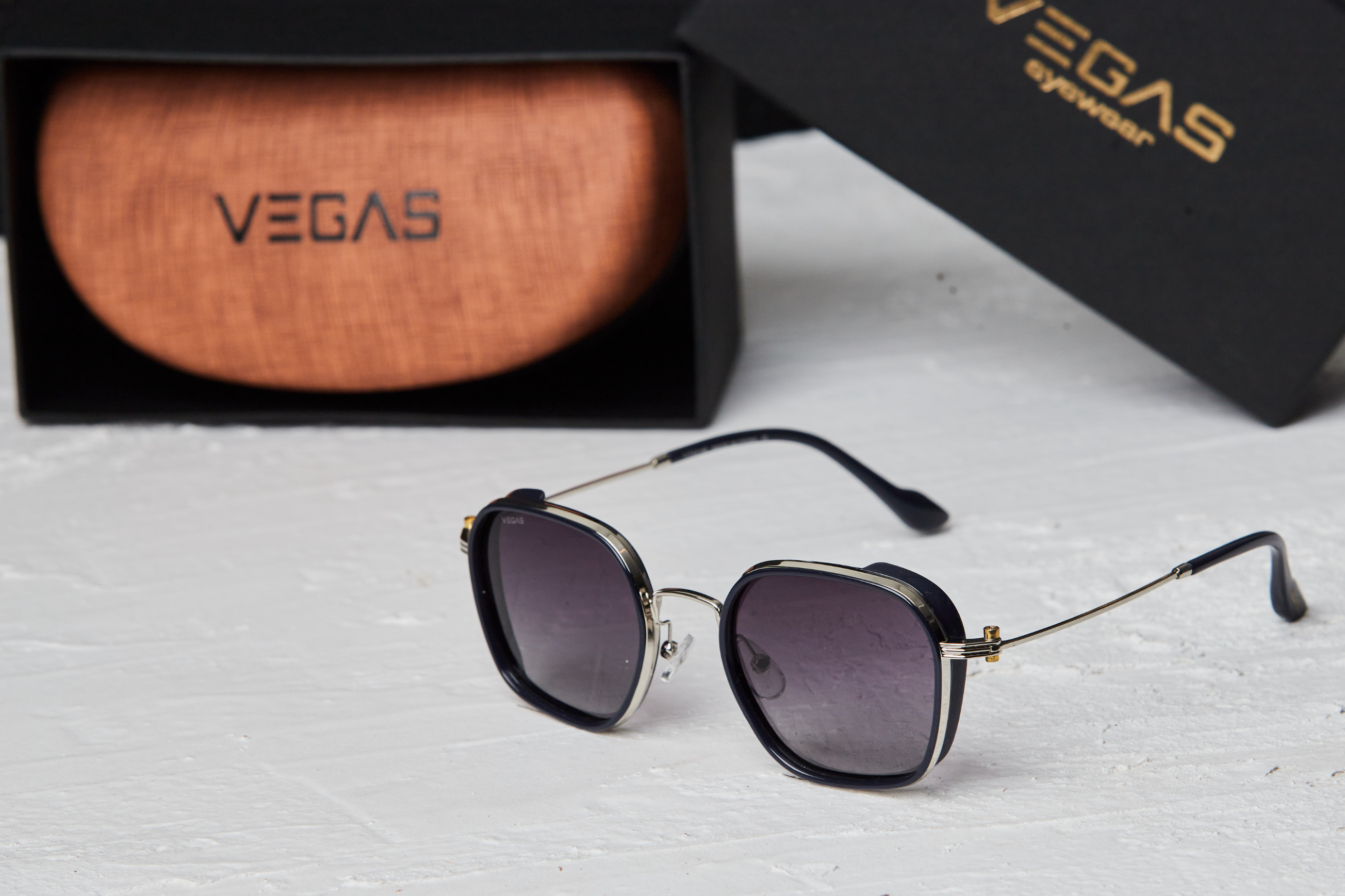 Sunglasses| VEGAS OLD 2224