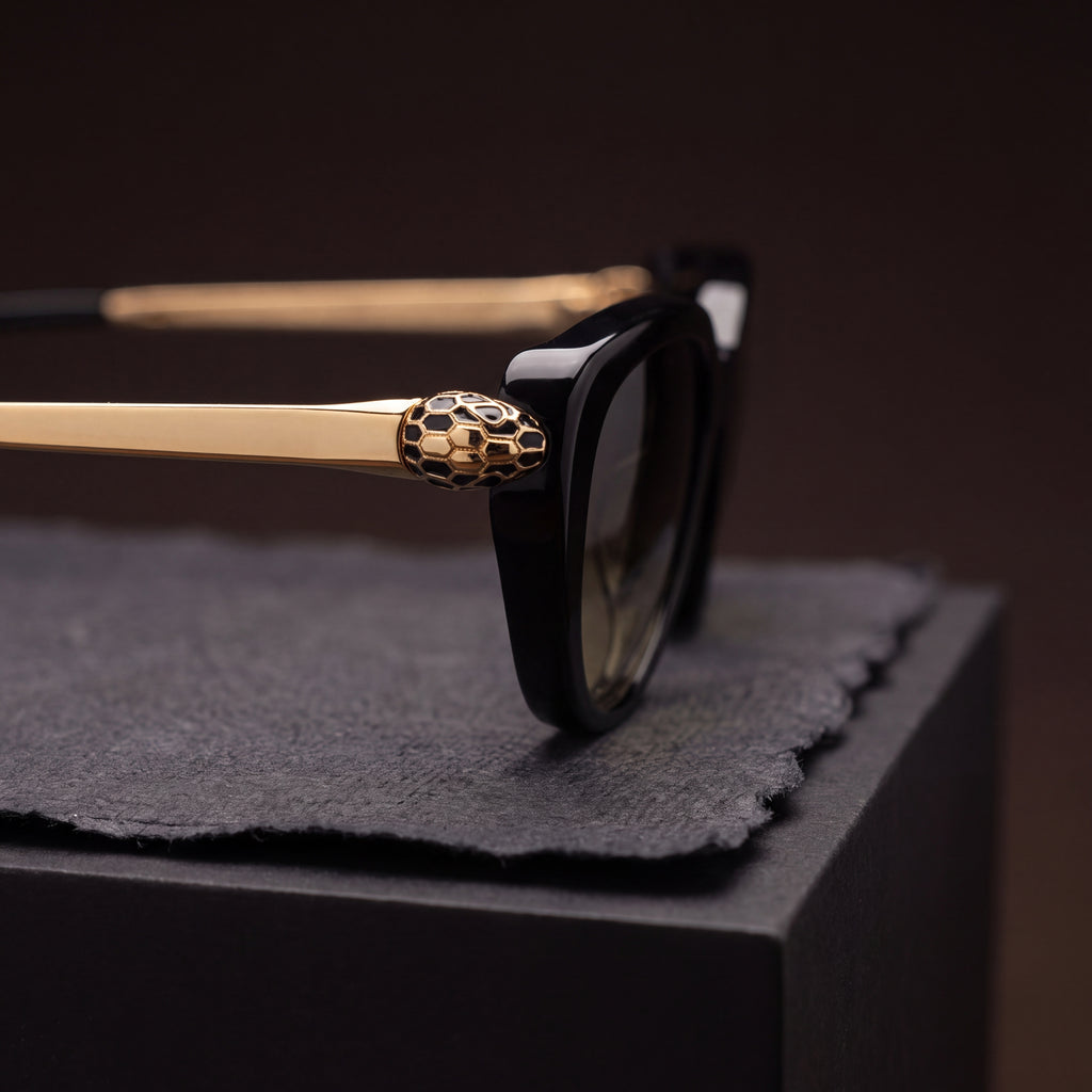 WOMEN SUNGLASSES