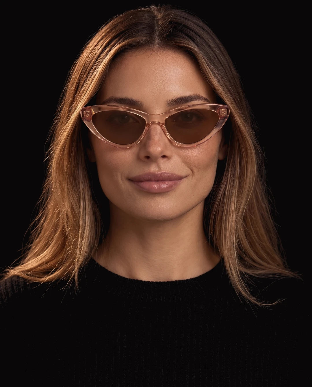 MT022 Sunglasses Champagne — On her