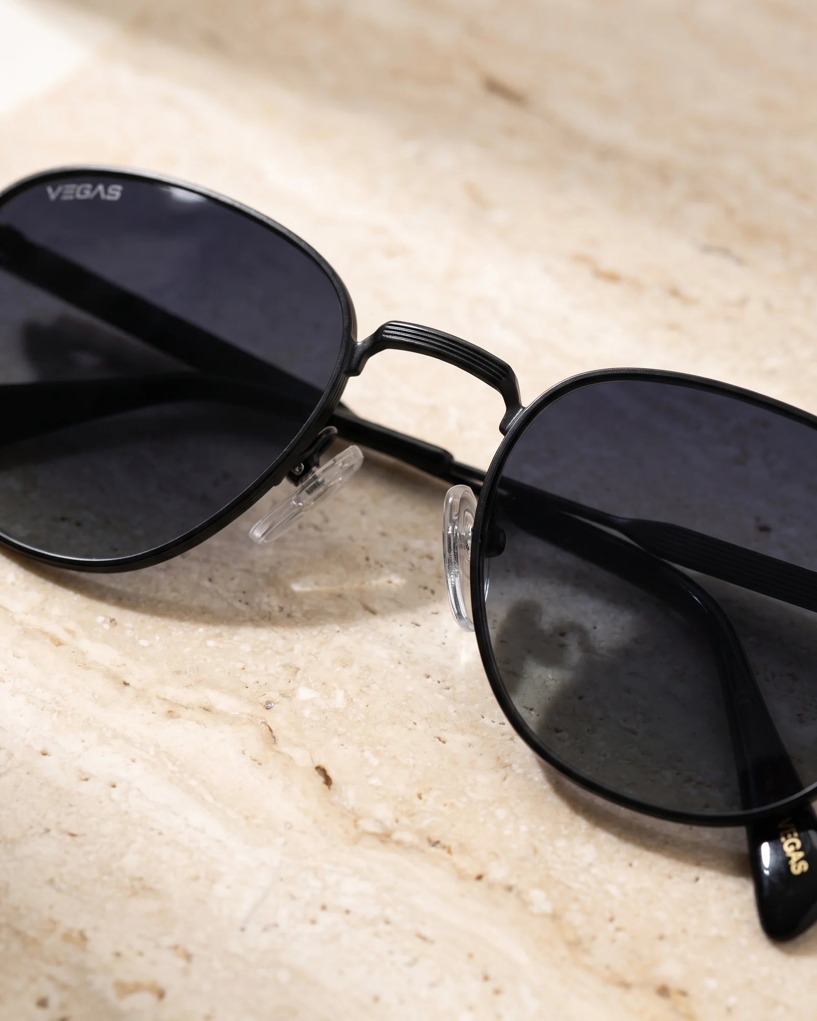 VEGAS OLD25185S black — Bridge