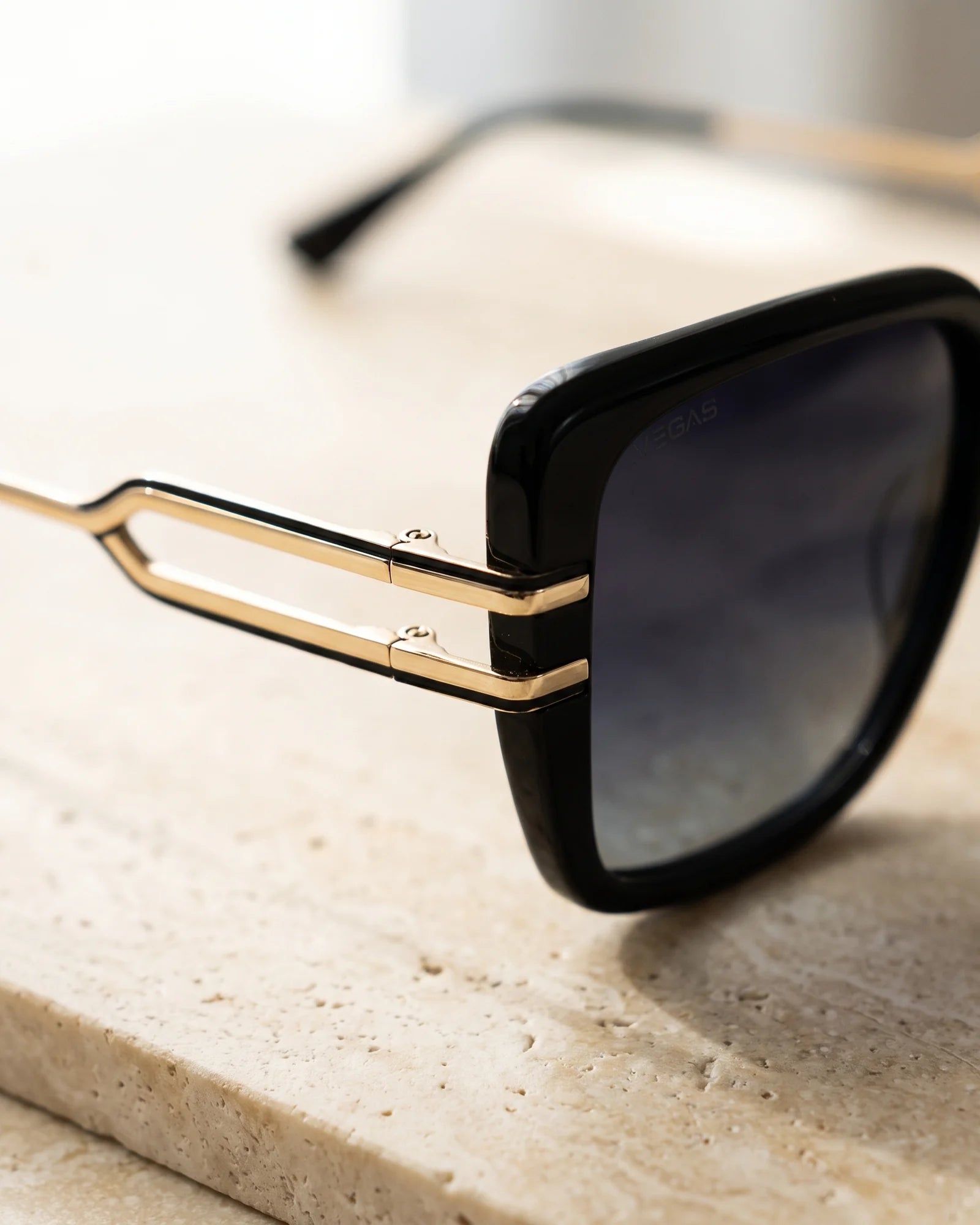VEGAS OLS6001A Black — Temple